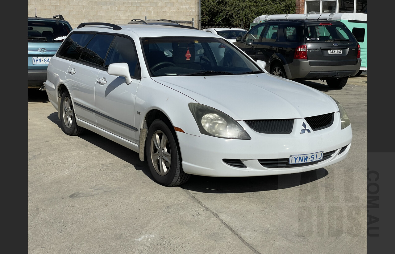 8 2003 Mitsubishi Magna LS TL 4d Lot 1275749 CARBIDS