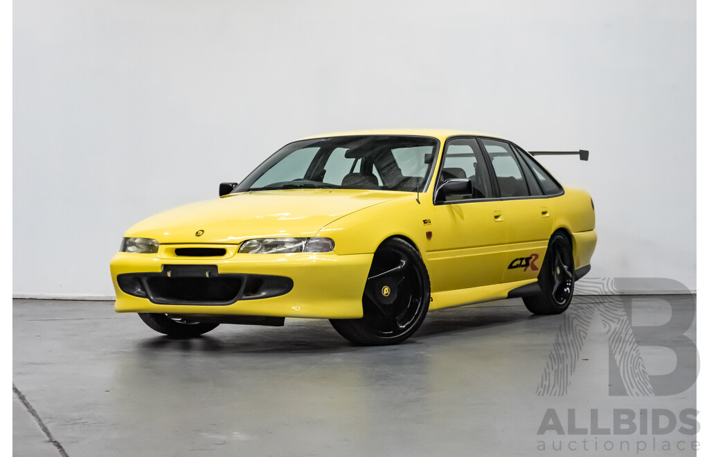 Holden Commodore Vr Gts R Lot Carbids