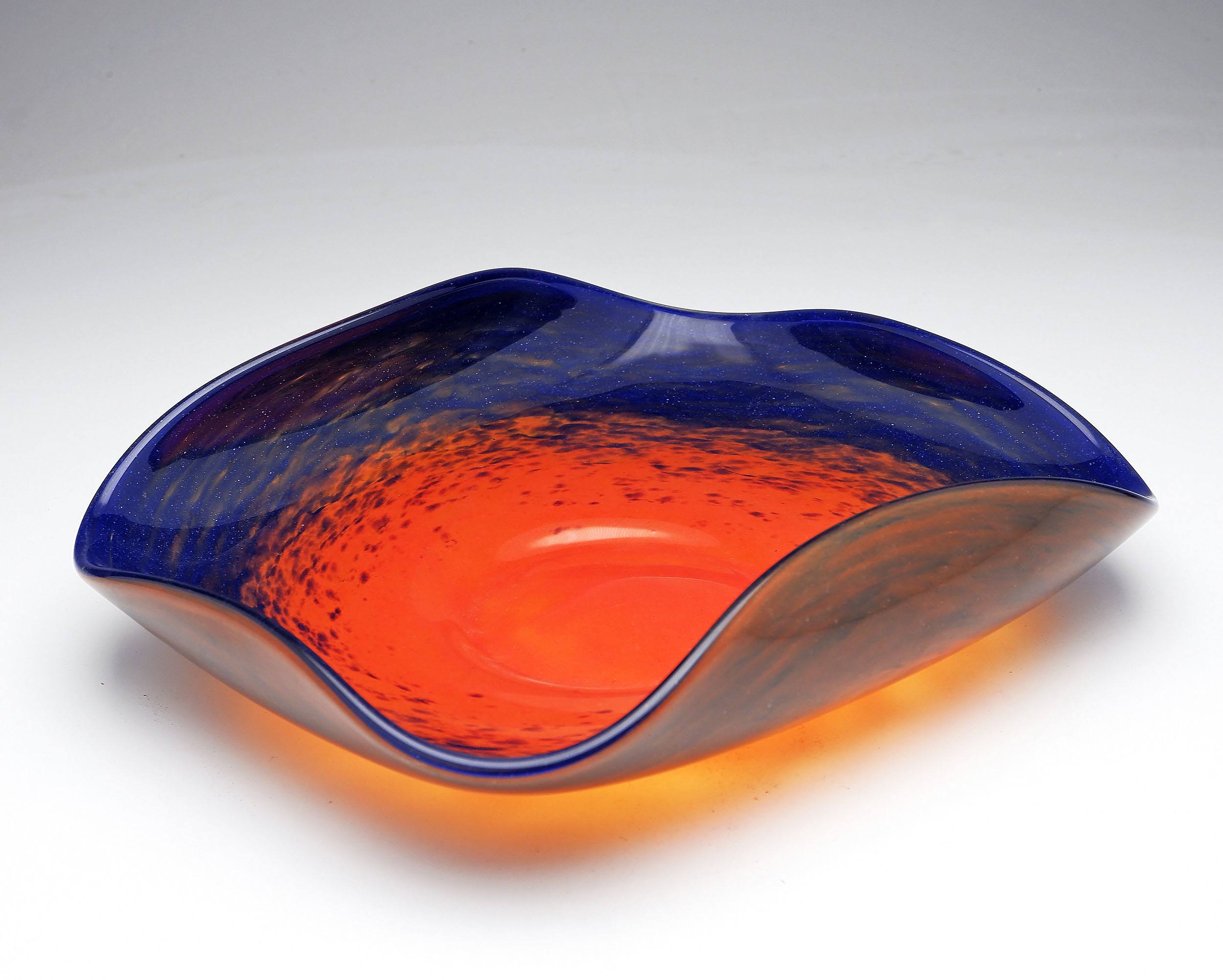 'Schneider Le Verre Francais Cased and Internally Decorated Glass Bowl Circa 1925'