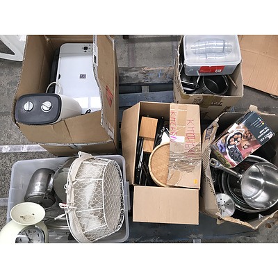 Lot Of Assorted Kitchen Wares