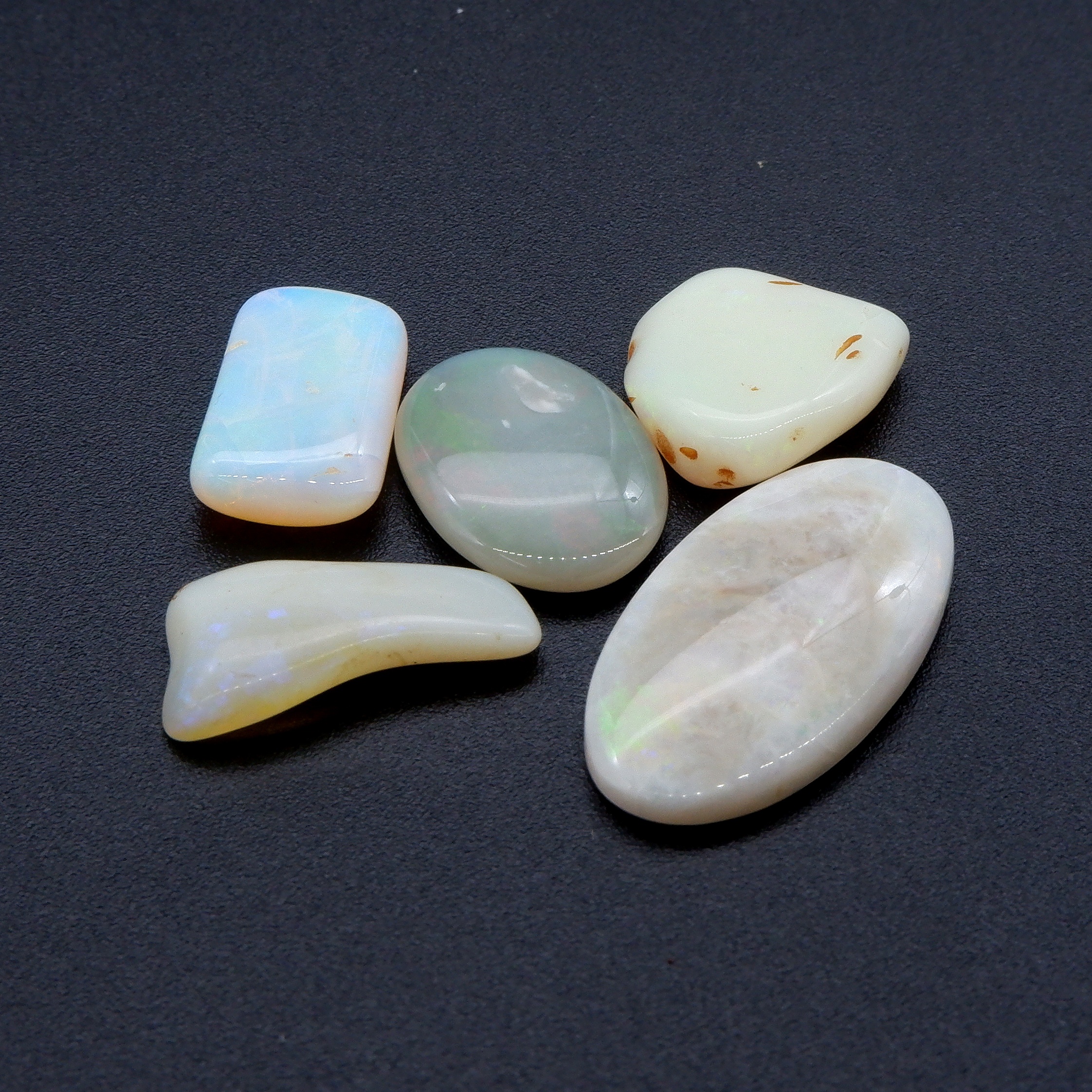 Collections of Potch Opal, 22.00ct Lot 1211604 ALLBIDS