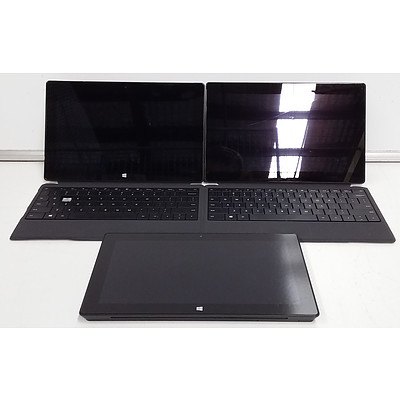Microsoft Surface (1601) Pro 2 10-Inch 128GB Core i5 (4200U) 1.60GHz For Parts or Repair - Lot of Three