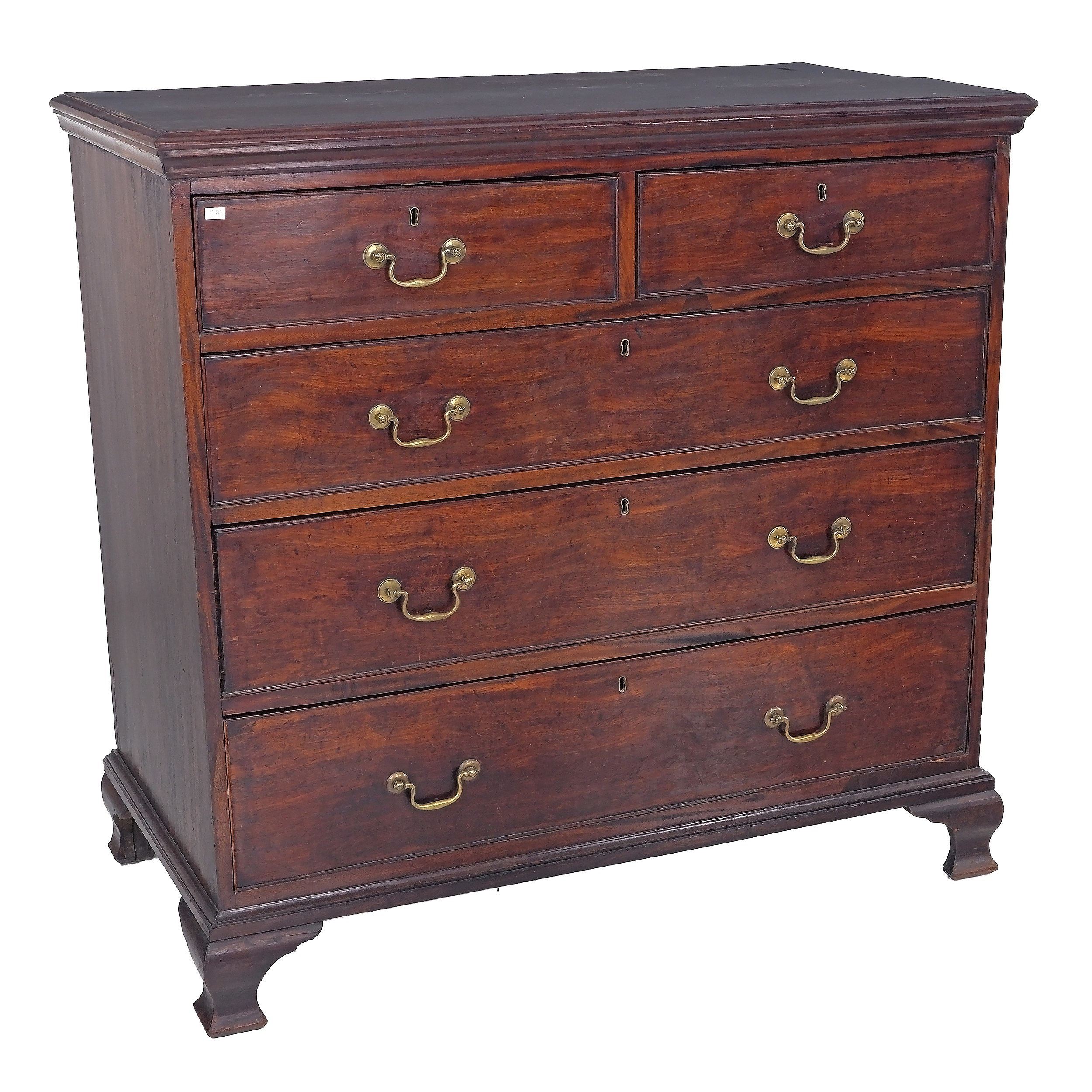 'George III Mahogany Chest of Drawers on Ogee Bracket Feet, Early 19th Century'