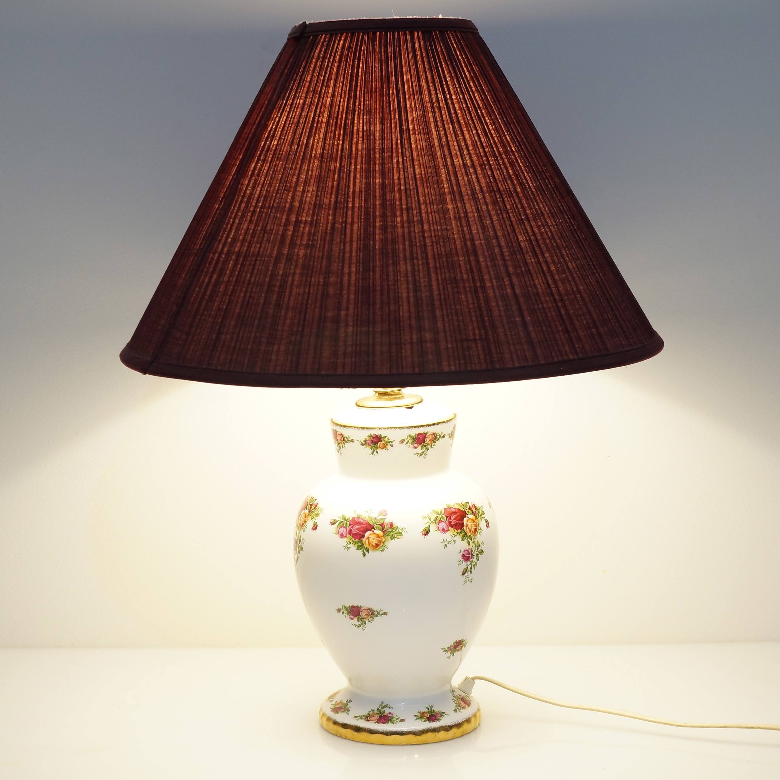 royal albert table lamp