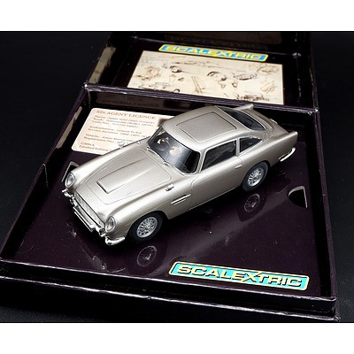 Scalextric, Aston Martin DB5, James Bond Goldfinger, 1283/6500, 1:32 Scale Model