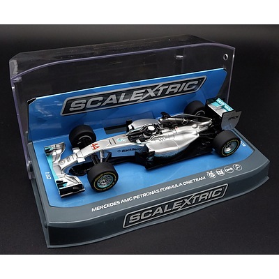 Scalextric, 2015 Mercedes AMG Petronas F1 Hybrid, Lewis Hamilton, 1:32 Scale Model
