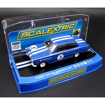 Scalextric, 1964 Ford Lotus Cortina, Neptune Racing Team, 1:32 Scale Model