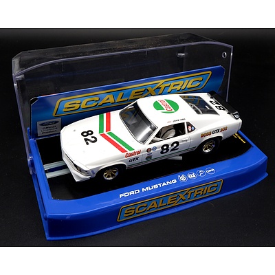 Scalextric, 1969 Ford Mustang Boss 302 GT John Hall 1:32 Scale Model