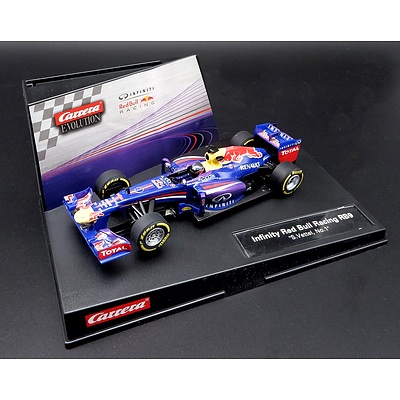 Carrera, Infiniti Red Bull Racing RB9 Vettel, 1:32 Scale Model