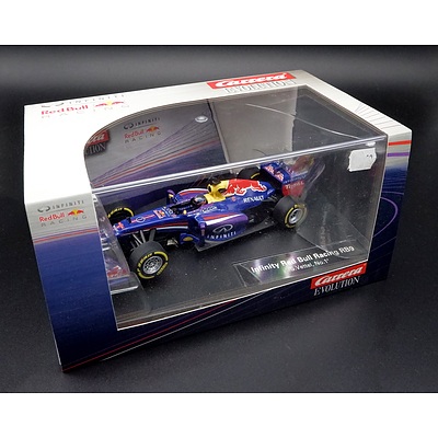 Carrera, Infiniti Red Bull Racing RB9 Vettel, 1:32 Scale Model