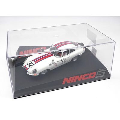 Ninco, AC Cobra Yellow Sport, 1:32 Scale Model