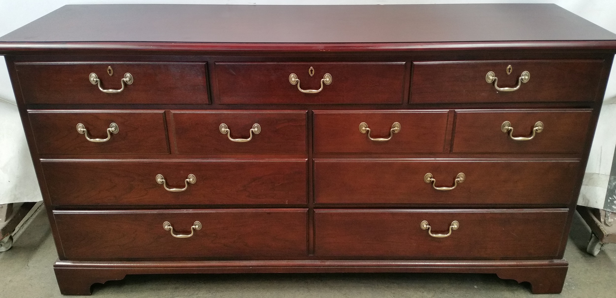 Drexel Heritage Chest of Drawers - Lot 1165465 | ALLBIDS