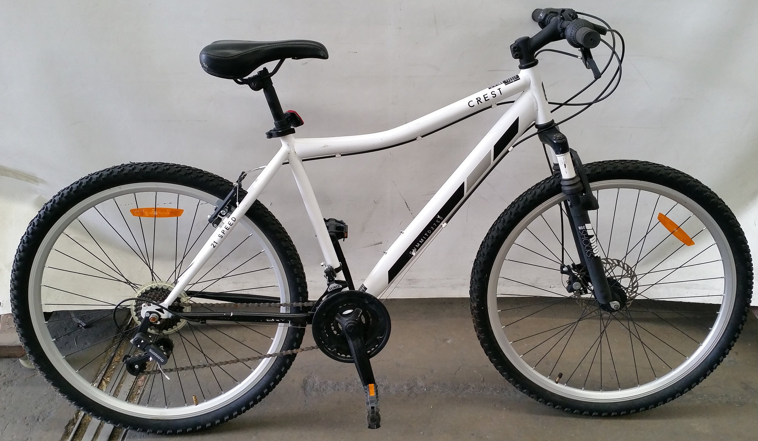 crest mountain bike