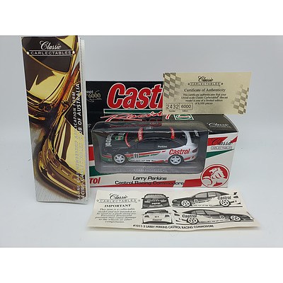 Classic Carlectables - Holden VT Commodore Larry Perkins Castrol 2432/6000 1:43 Scale Model Car