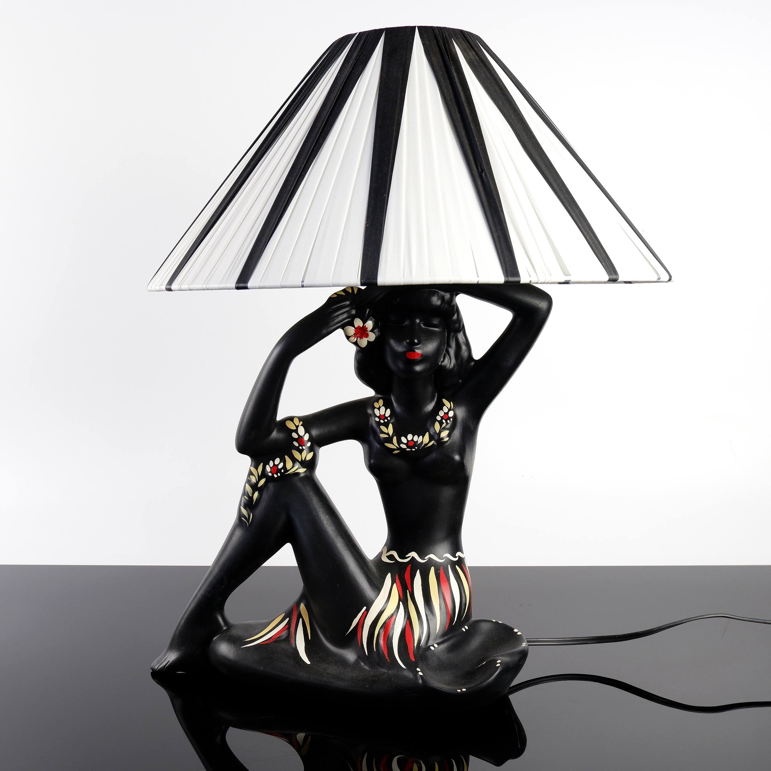 'Barsony Hawaiian Girl Table Lamp with Ribbon Shade, FL-27'