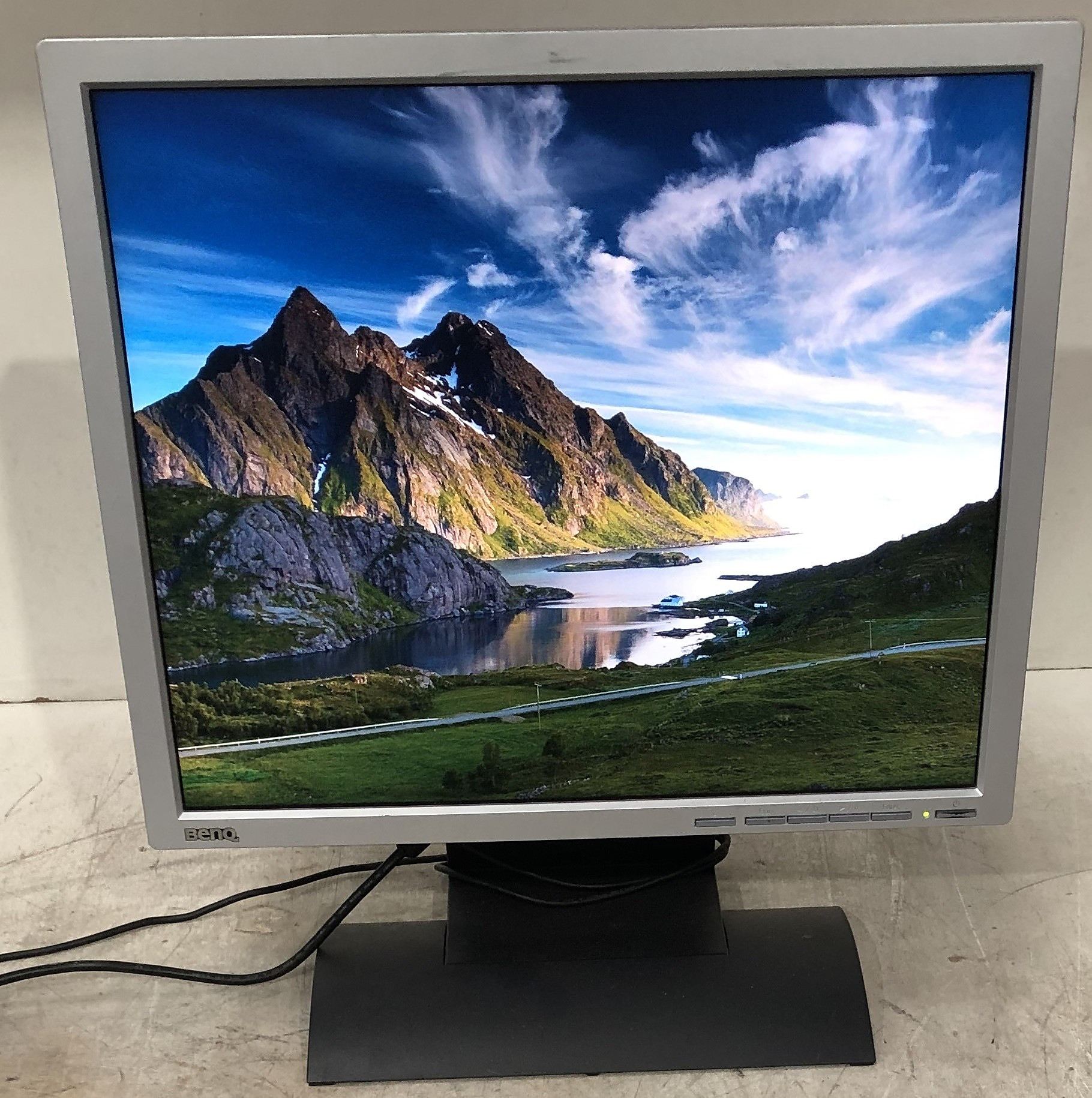 benq q9u3 monitor