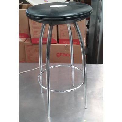 Collection of 4 Bar Stools
