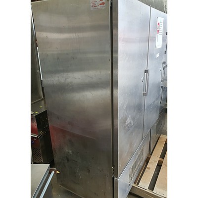 4 Door Lockable Stainless Steel Refrigerator Unit