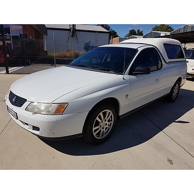 10/2003 Holden Commodore  VY Utility White 3.8L