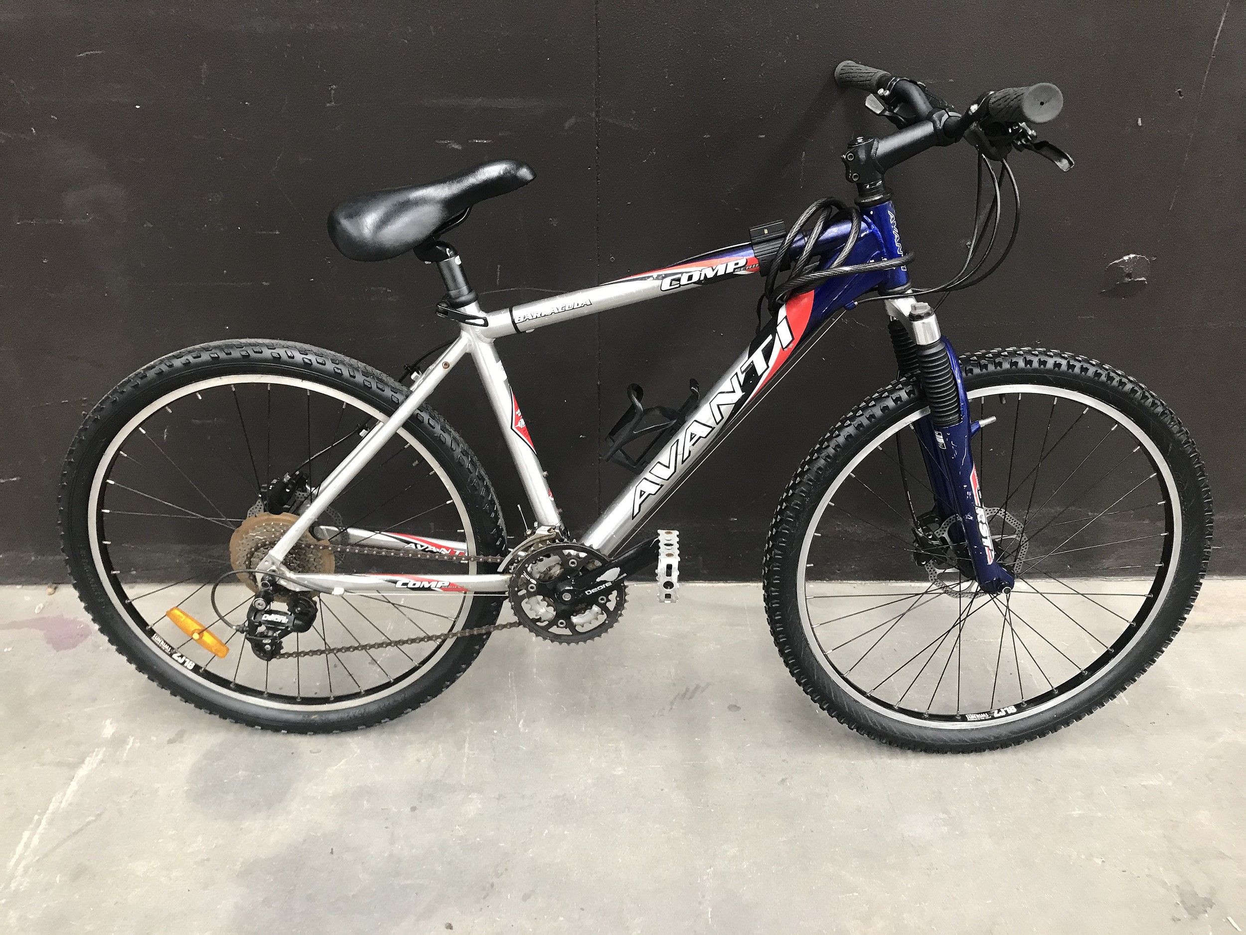 avanti atomic x one mountain bike