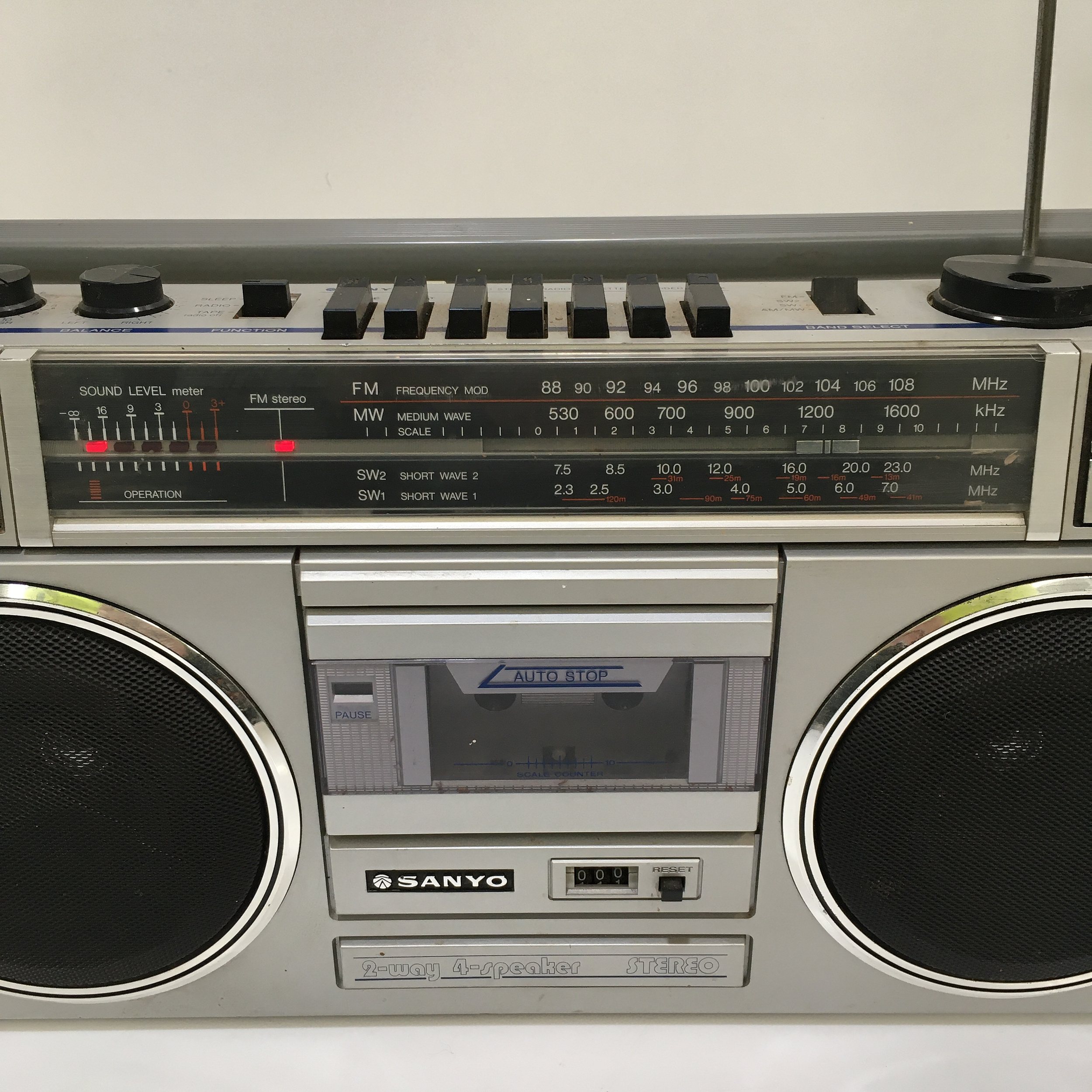Sanyo Stereo Radio Cassette Recorder - Lot 1216201 | ALLBIDS