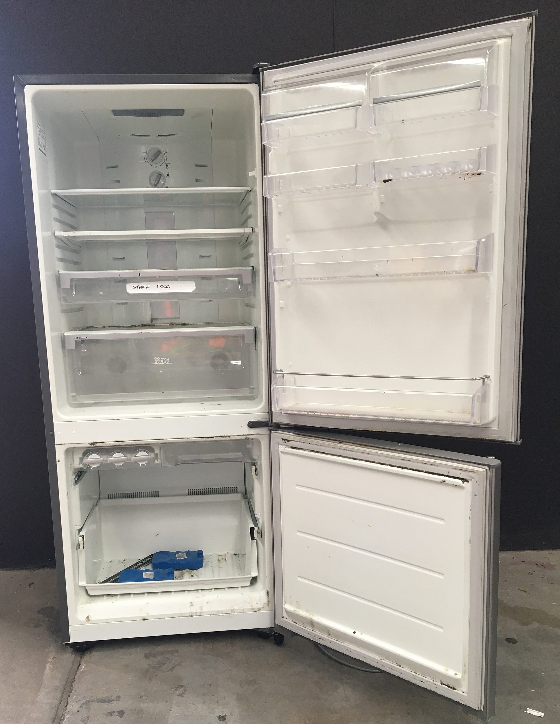 Electrolux Upright FridgeFreezer Lot 1204374 ALLBIDS