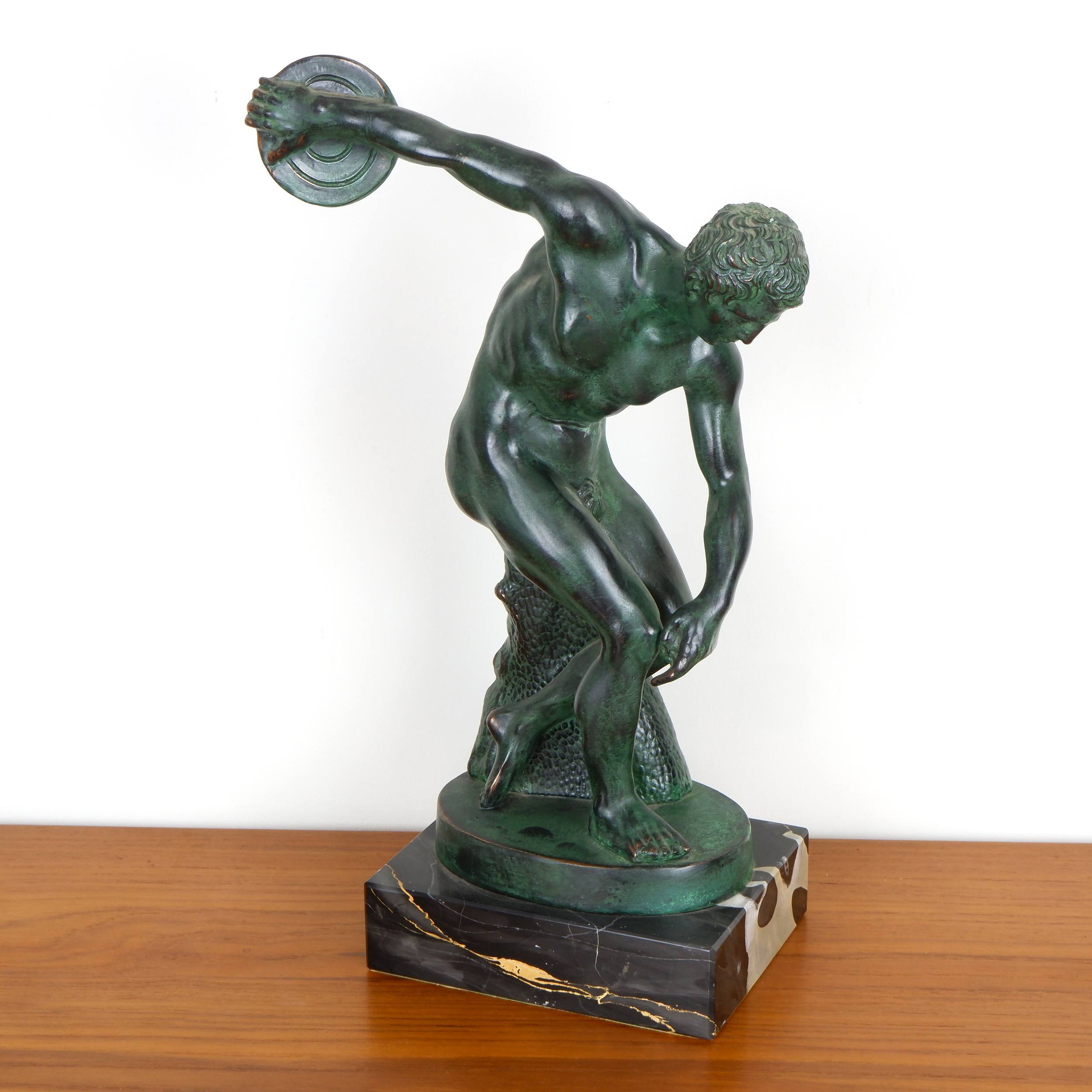 Patinated Brass Figure of the Discobolus - Lot 1213478 | ALLBIDS