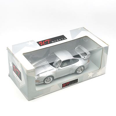 Boxed UT Models 1:18 Porsche 911 GT2