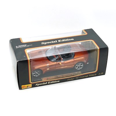 Boxed Maisto Special Edition 1:18 Dodge Concept Vehicle