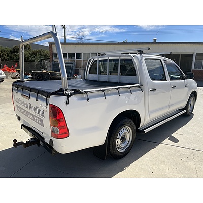 9/2010 Toyota Hilux SR GGN15R 09 UPGRADE Dual Cab P/up White 4.0L