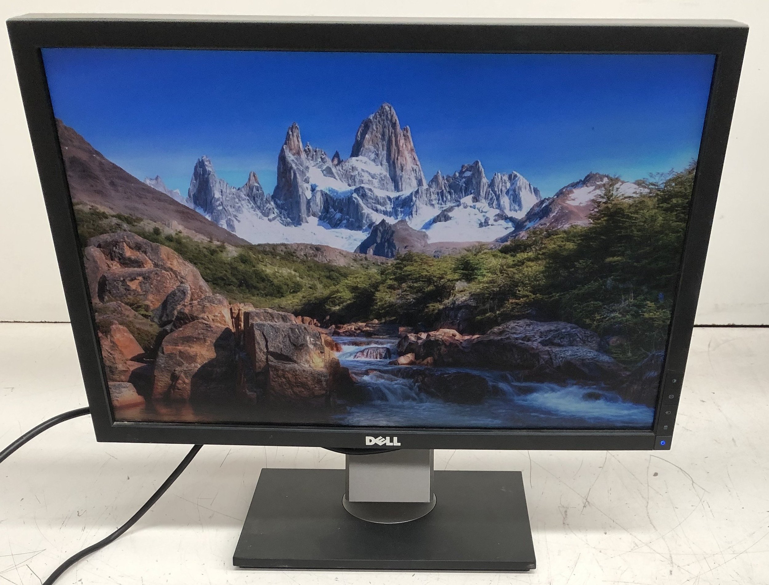 Dell 2209 waf не включается