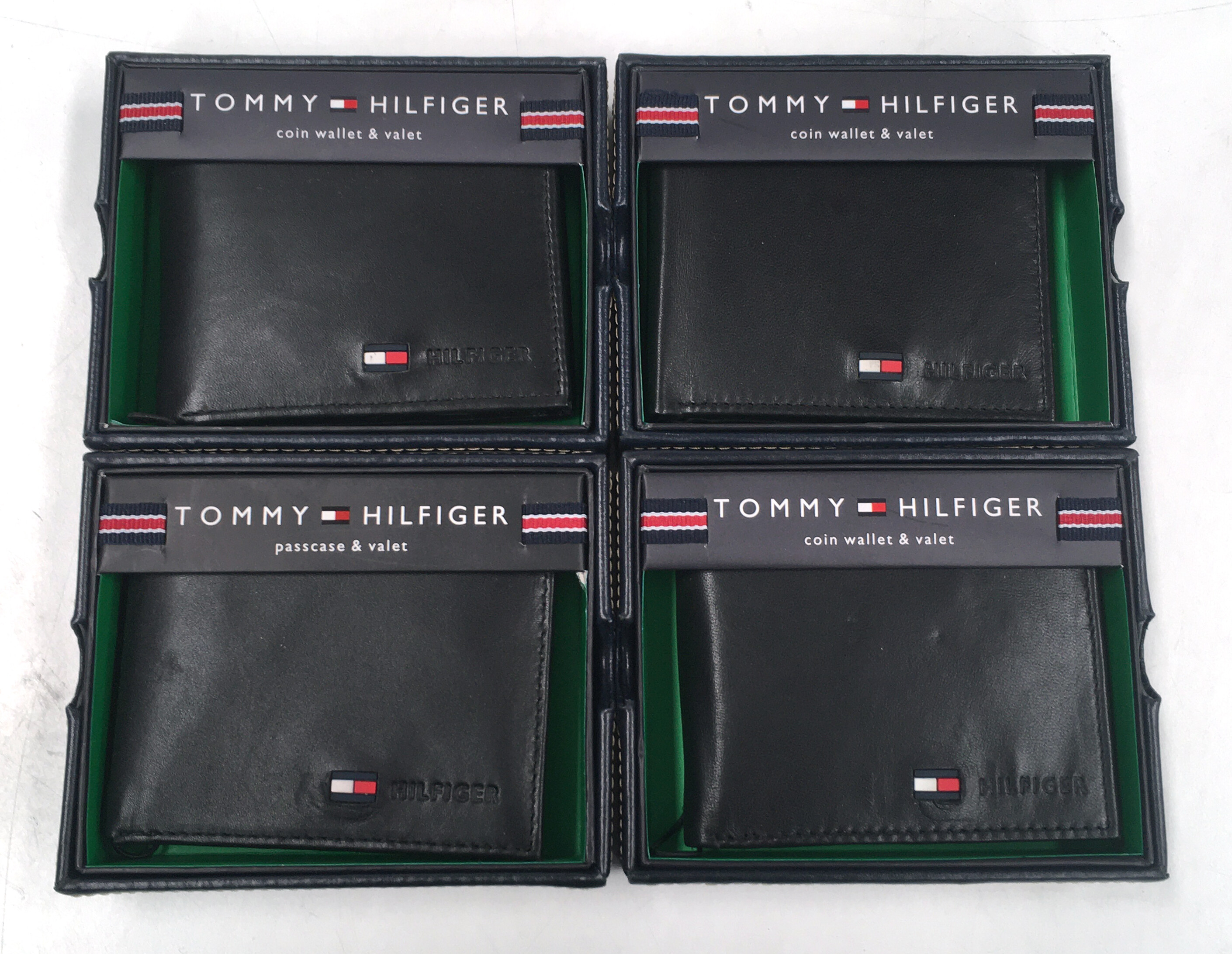 tommy hilfiger coin wallet and valet