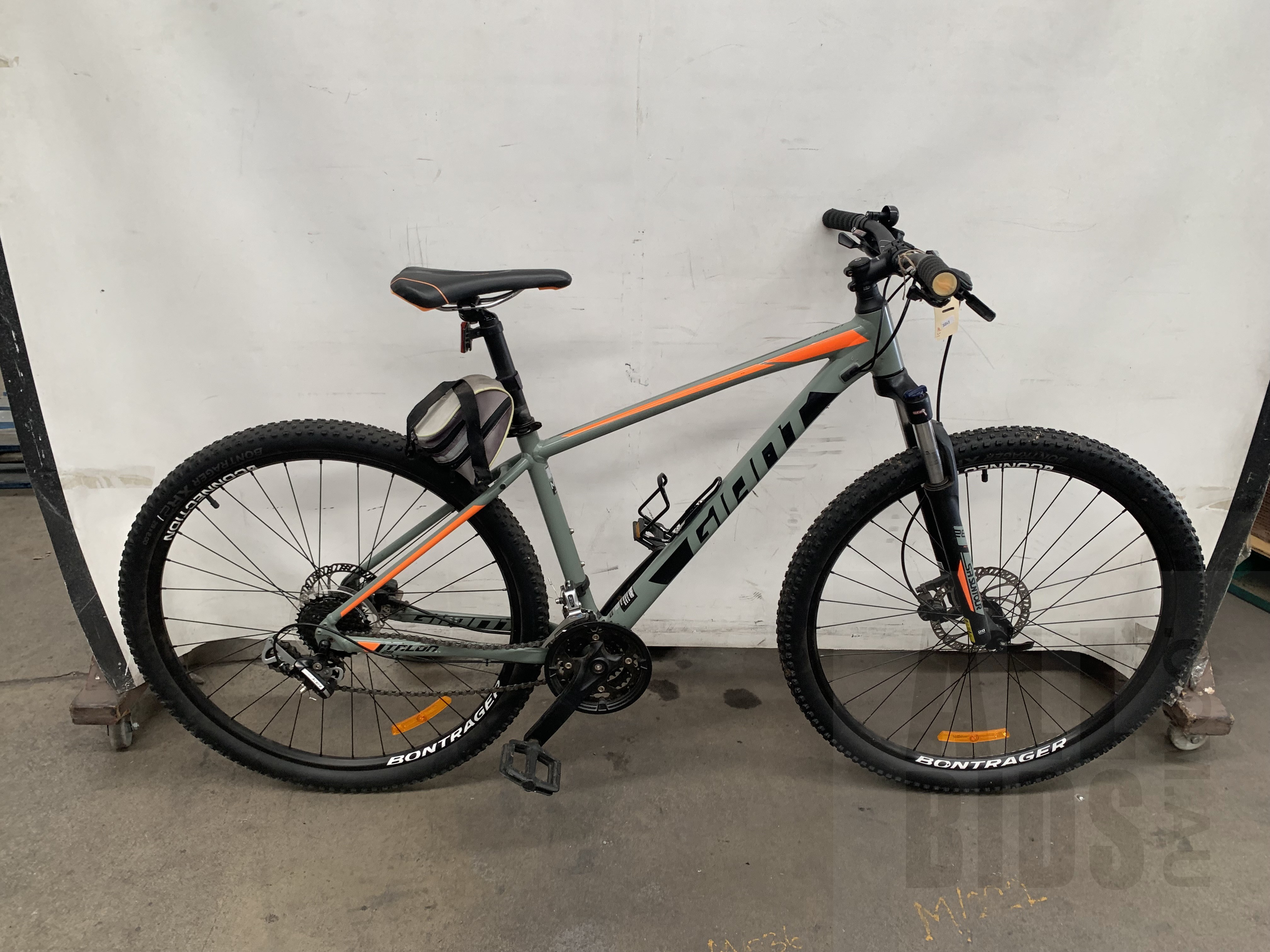 giant talon 24 speed mountain bike