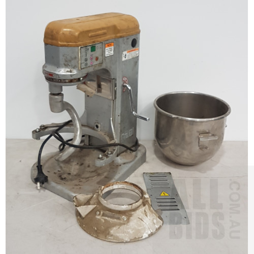 Small GM10A Professional Dough Mixer - For Parts Or Repair Only