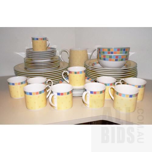 Villeroy and Boch Twist Alea Limone and a Similar Pattern Dinner Service, 44 Pieces