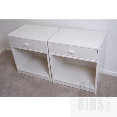 Pair of Contemporary White Bedside Cabinets