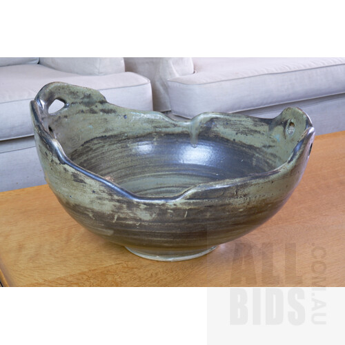 Wanda Garnsey (1917-) Glazed Ceramic Bowl