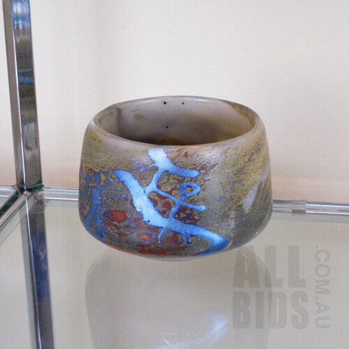 Chris Pantano (1948-) Iridescent Art Glass Bowl