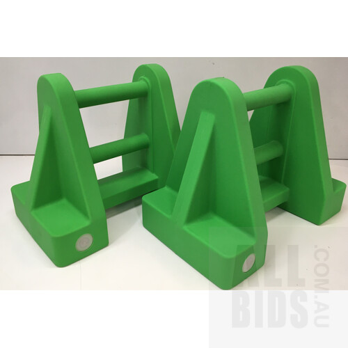 Education Experance Plastic Toddler Trestle Green ORP $329.78 - Lot Of Two