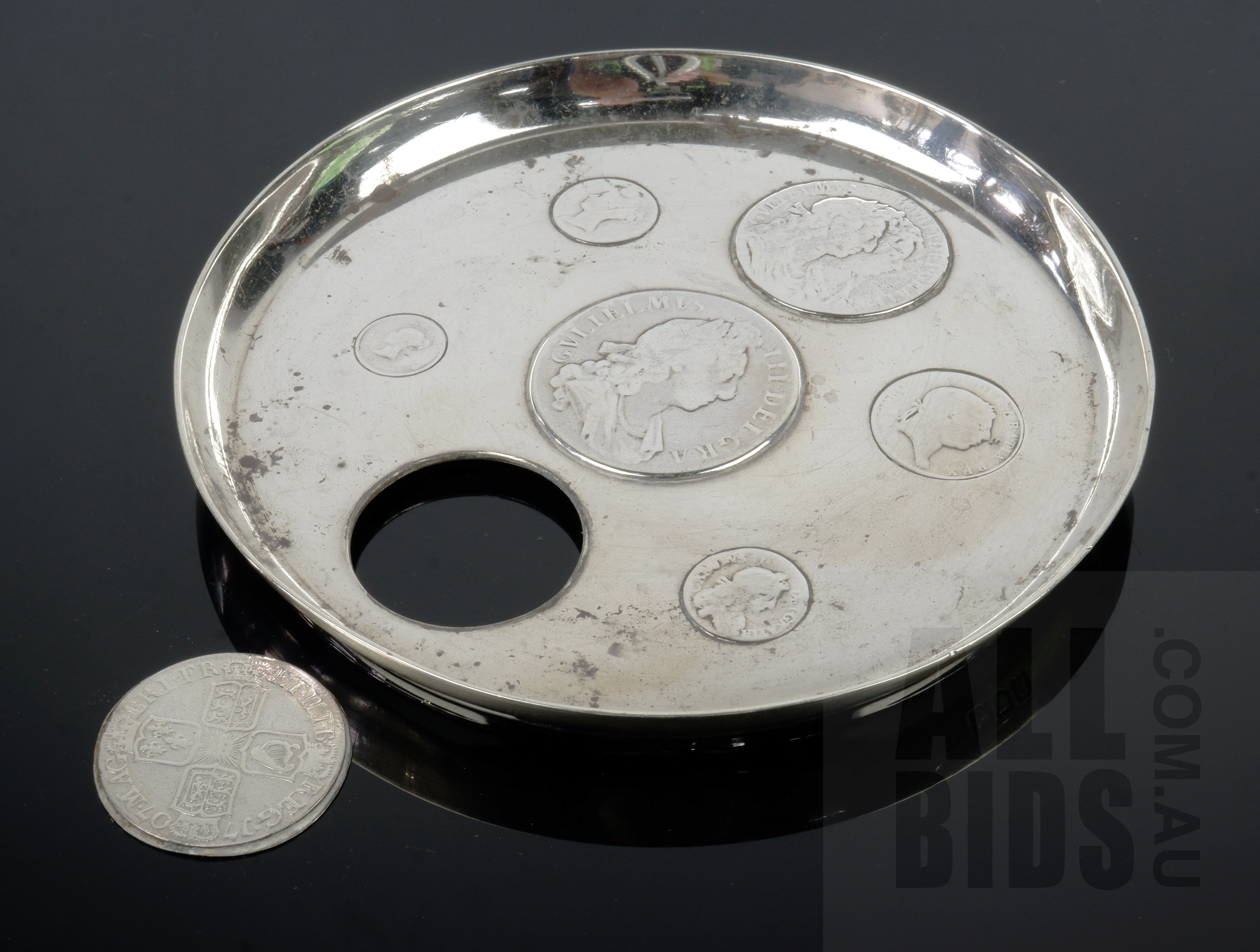 'Early 20th Century Sterling Silver Dish Inlaid with Seven Coins, London 1911, 263g'