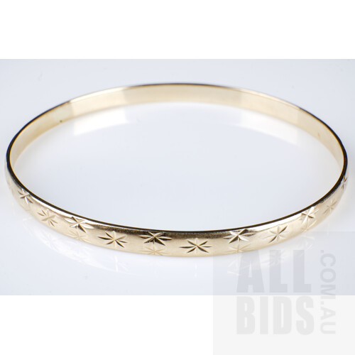 9ct Yellow Gold Bangle with Etched - Lot 1334170 | ALLBIDS