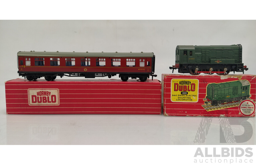 Hornby Dublo Locomotive And Carriage - Lot 1499898 | ALLBIDS