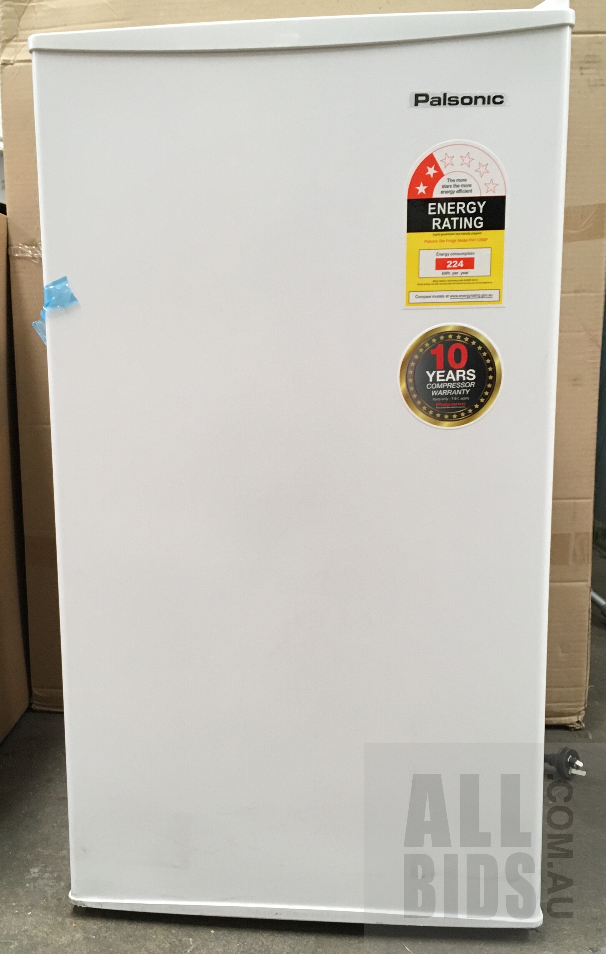 112 litre bar fridge