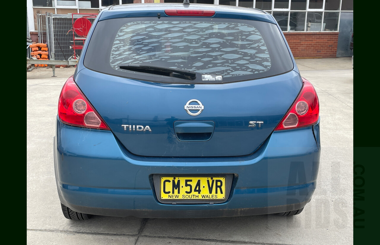 2007 tiida 5d