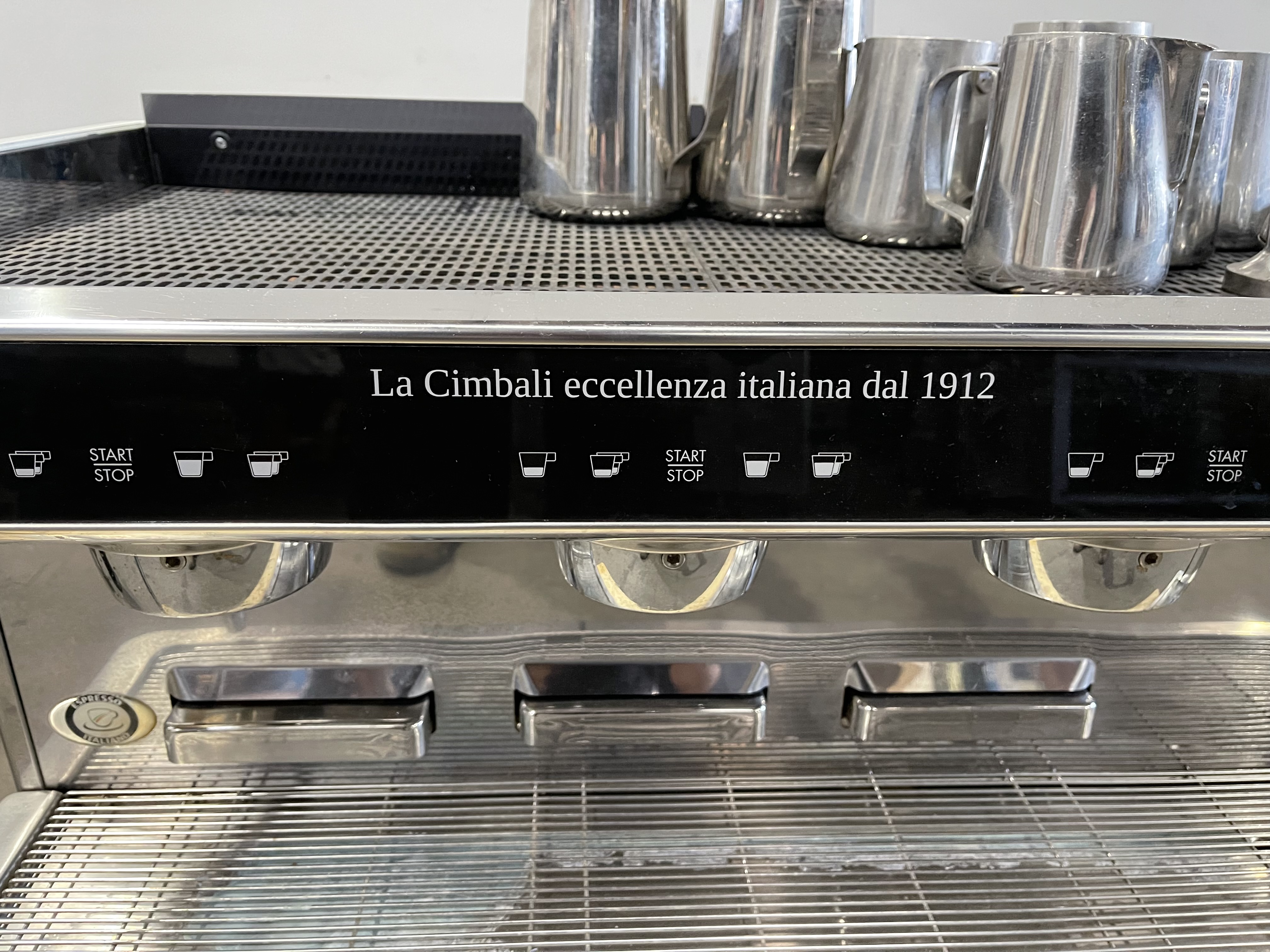 la cimbali eccellenza italiana dal 1912 price