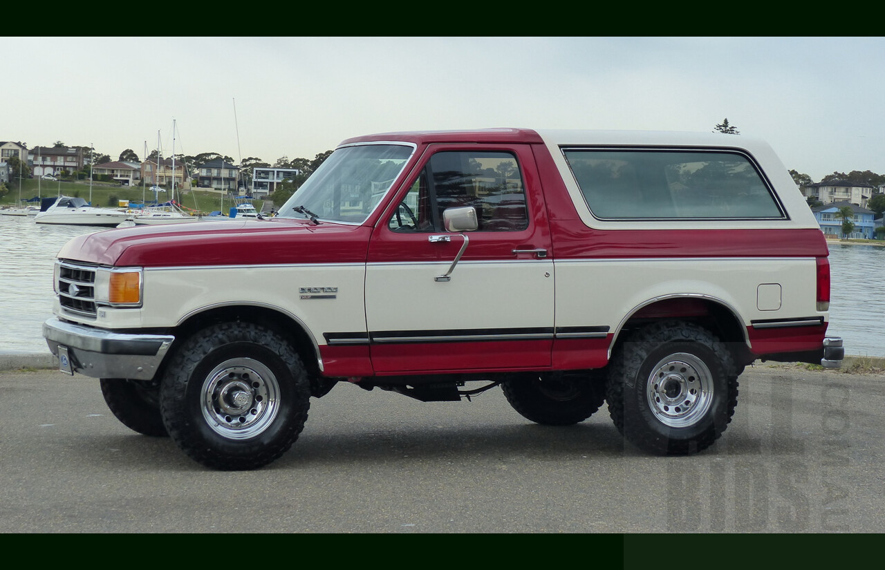 1/1990 Ford Bronco XLT (4x4) LHD - Lot 1362472 | CARBIDS