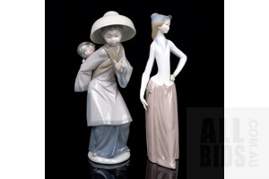 Lladro Asian Woman Carrying Child with Another Nao Figure