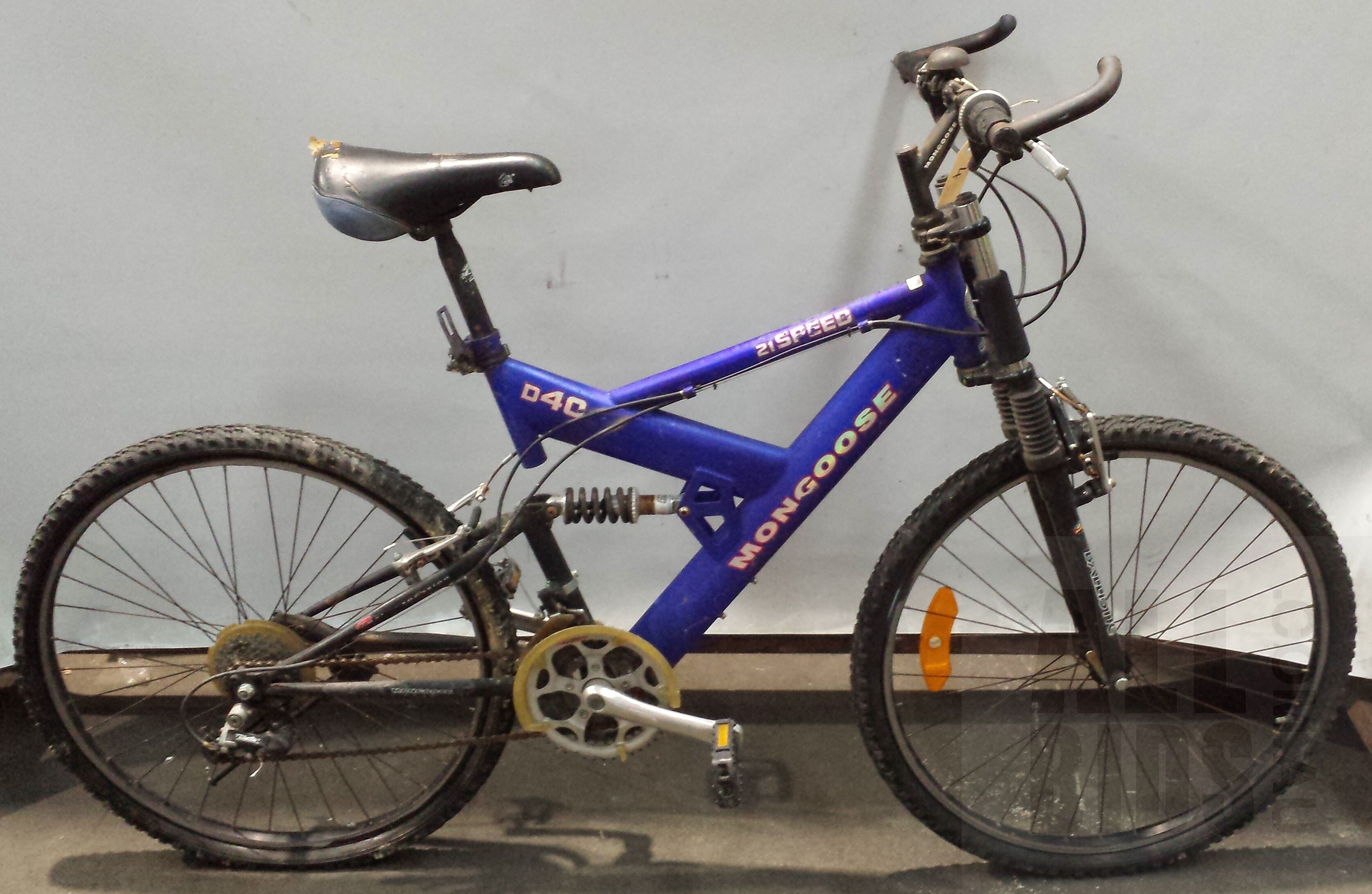 mongoose d40r 21 speed mountain bike