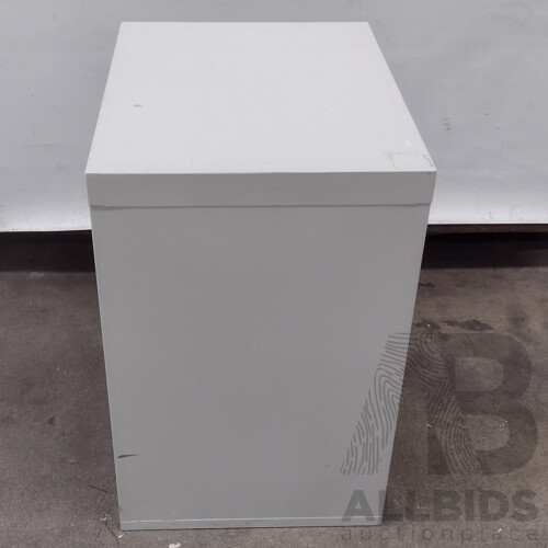 Grey Lockable Filing Cabinet Lot 1402929 ALLBIDS   40381 95a 