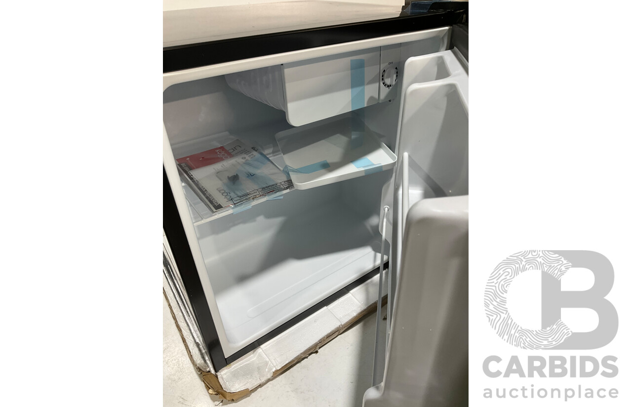 kogan 46l bar fridge